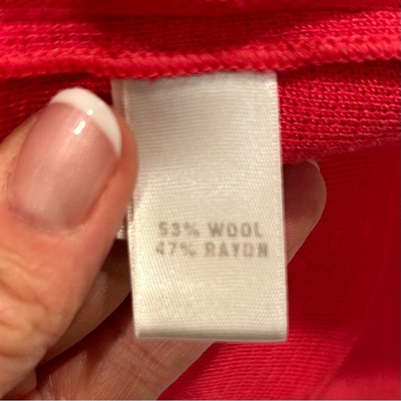 NWOT!  St. John waterfall cardigan in coral pink Sz. L - Picture 3 of 4